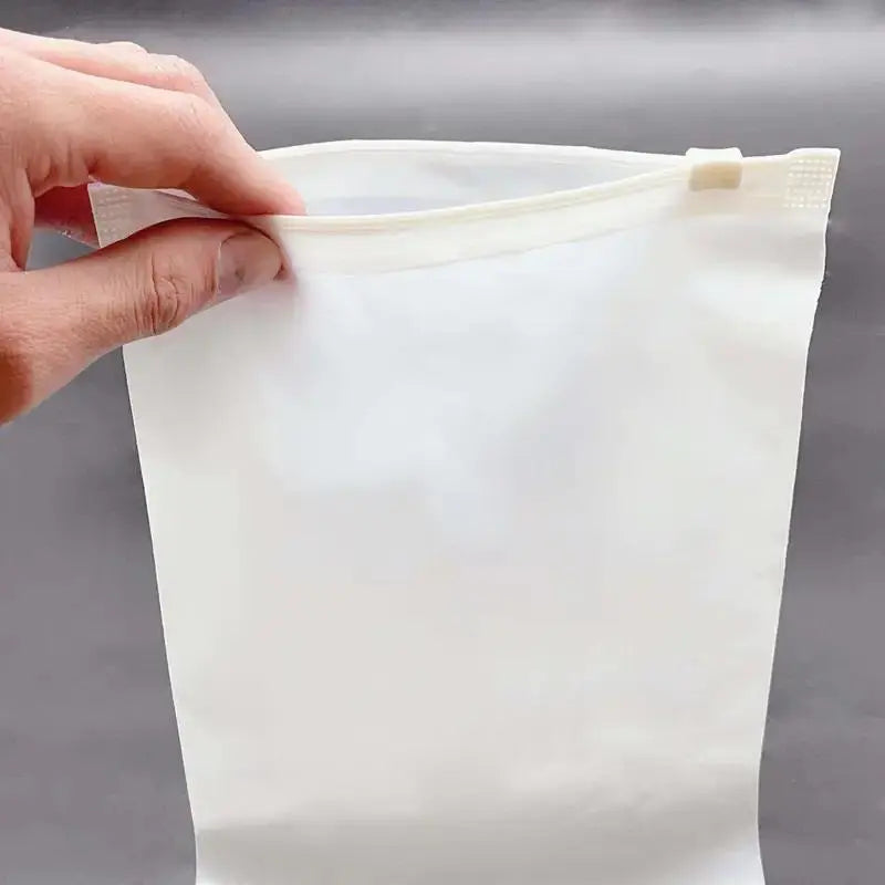 Zero Waste Co - Free Compostable, biodegradable samples - mailers, labels and bubble wrap. Start shipping the green eco way today!